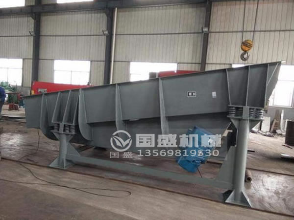 振動輸送機(jī)安裝 振動輸送機(jī)安裝